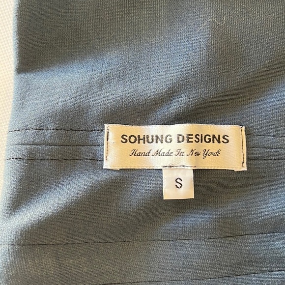 Sohung Designs Double Zip Unique Patterned Sleeve Jacket in size S - Picture 10 of 13